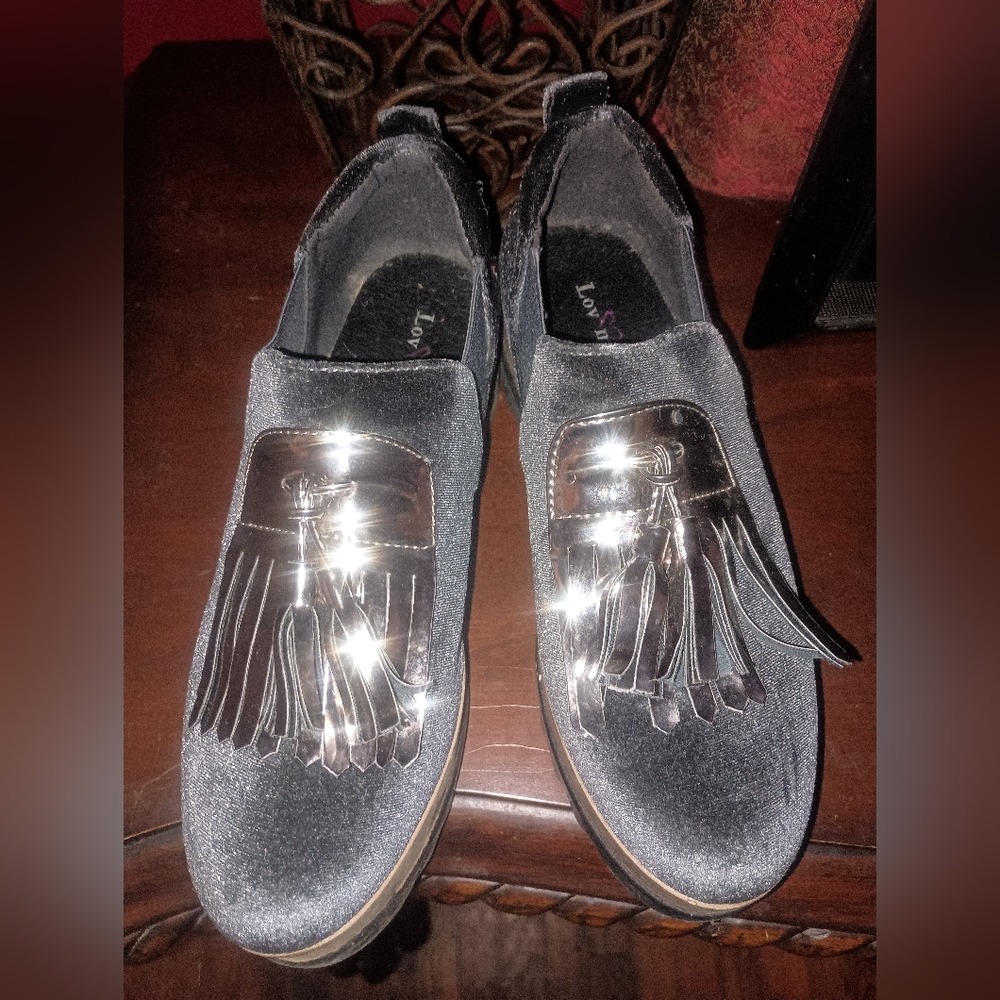 Elegant Gray Platform Loafers with Silver Details